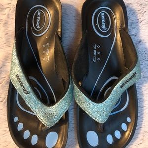 areosoft flip flops